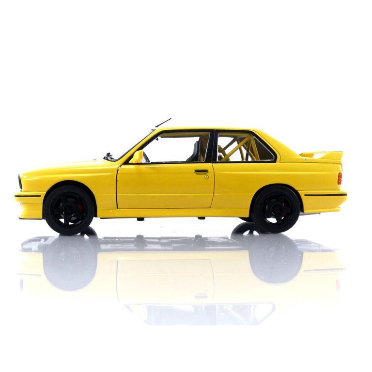 Solid 1:18 1990 BMW M3 E30  “STREET FIGHTER”DAKAR YELLOW S1801513