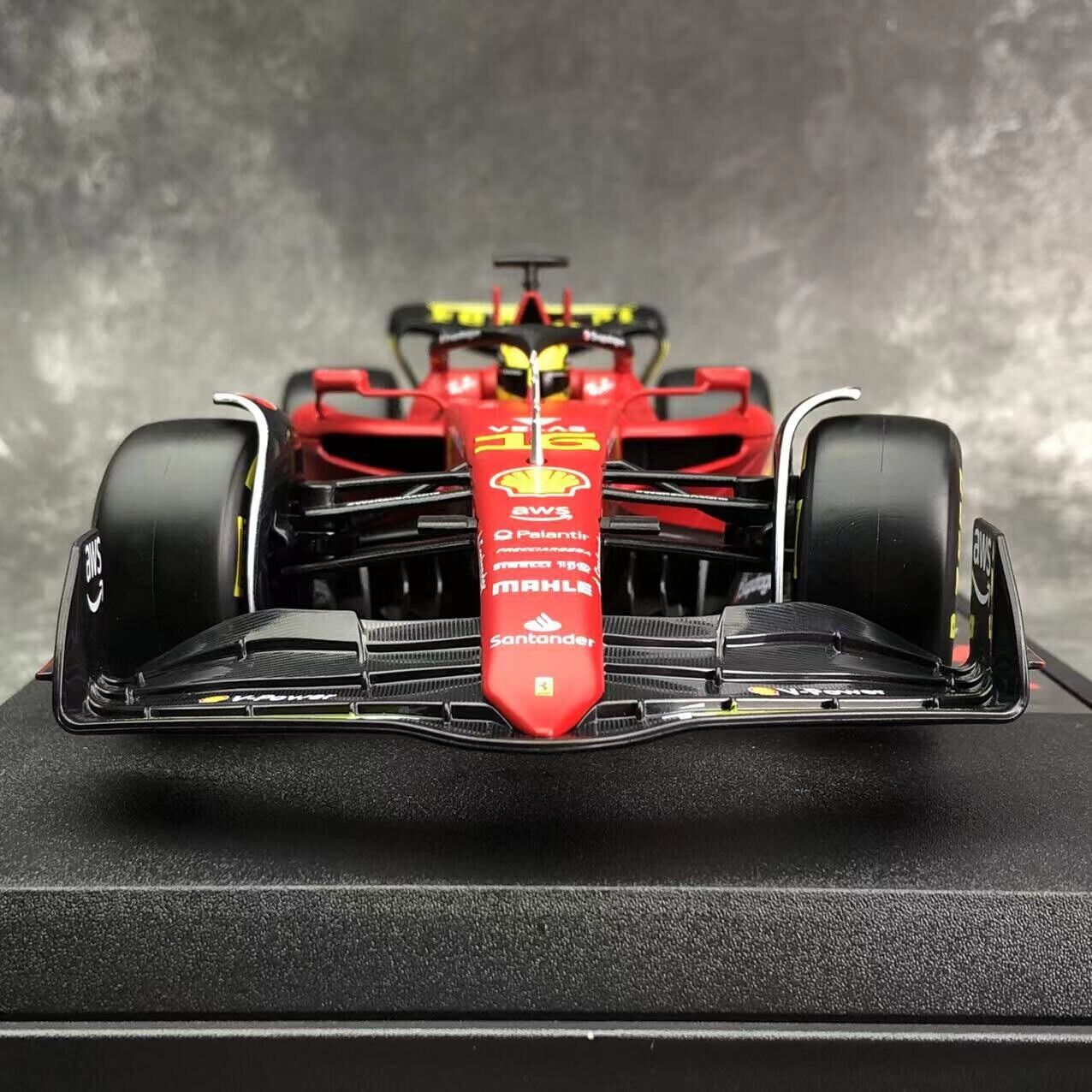 Bburago 1:18 Ferrari F1-75 Forumula One car model GP Monza 2022 #16 C. Leclerc