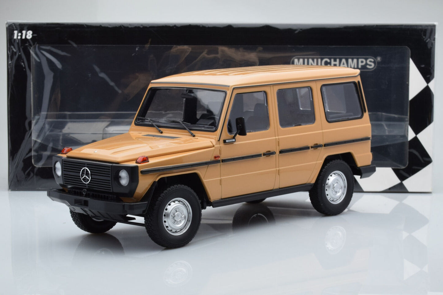 MINICHAMPS 1:18 1980 MERCEDES-BENZ G-MODEL (LWB) BEIGE LTD ED 504 PCS 155038104