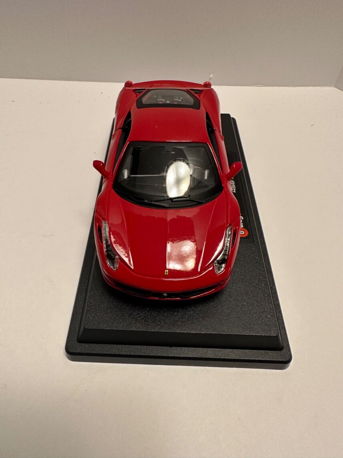 Bburago 1:24 Ferrari 458 Italia Red Diecast 18-26003