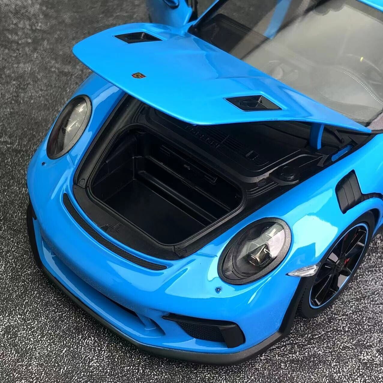 GT Auto 1:18 Porsche 911 991 GT3 RS Blue Diecast