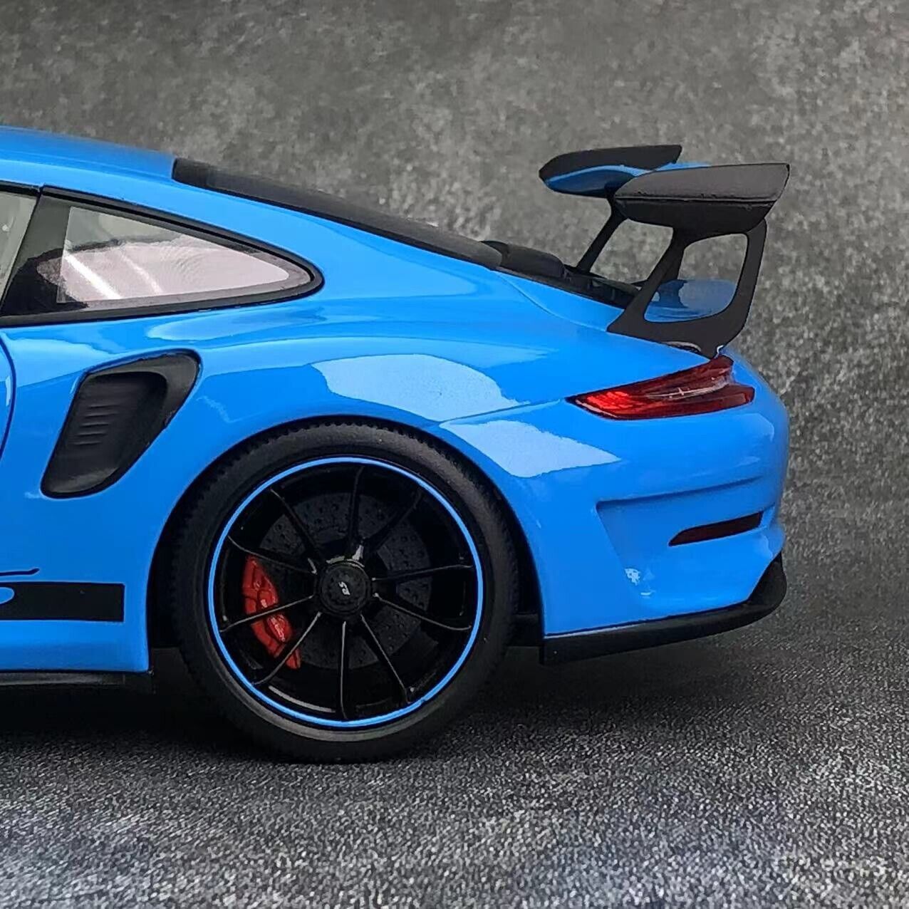 GT Auto 1:18 Porsche 911 991 GT3 RS Blue Diecast