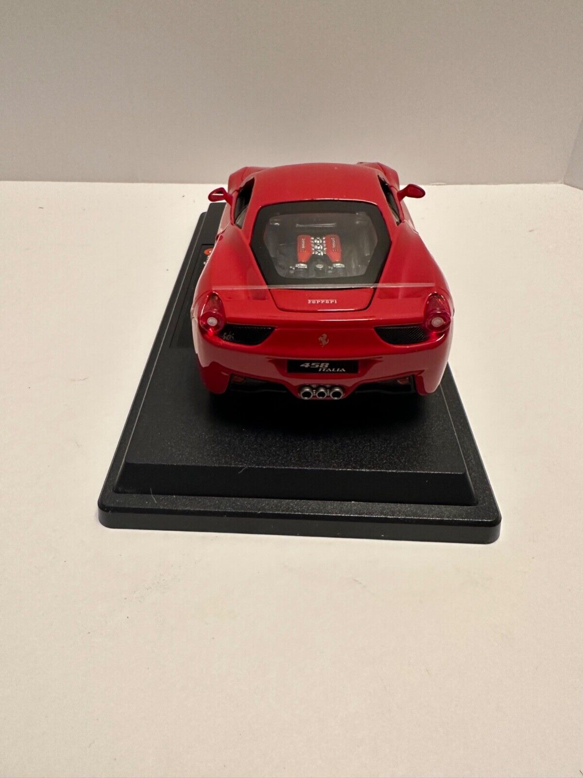 Bburago 1:24 Ferrari 458 Italia Red Diecast 18-26003