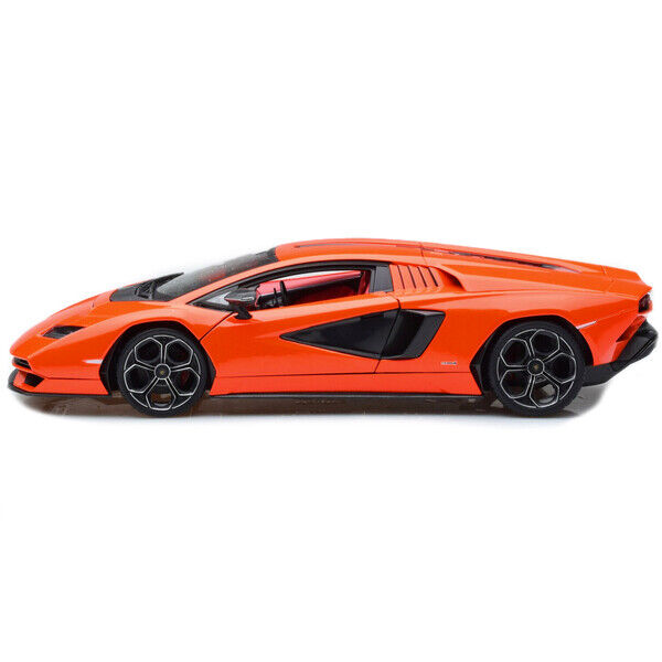 MAISTO 1:18 LAMBORGHINI COUNTACH LPI 800-4 DIECAST ORANGE 31459OR