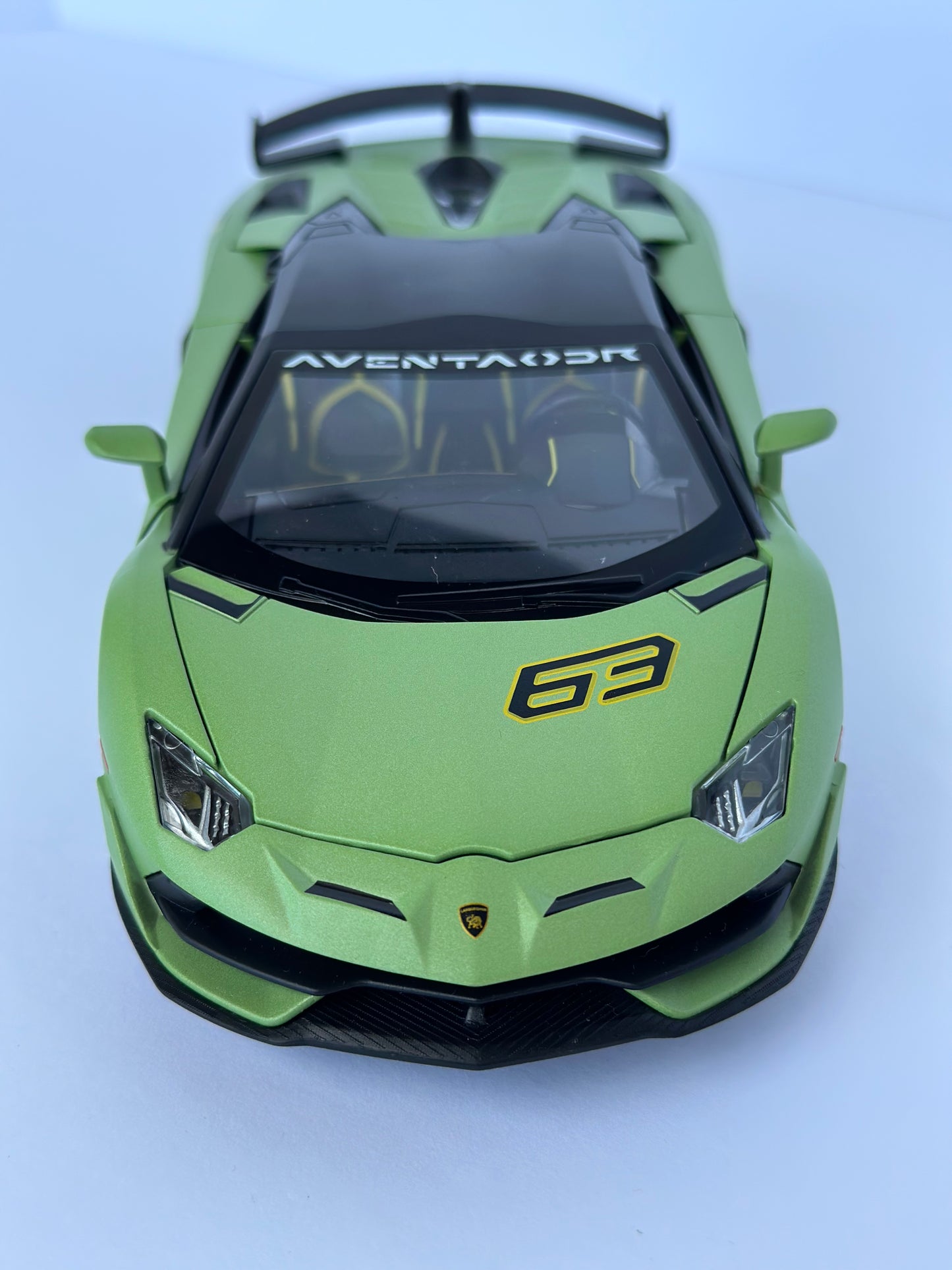 Lamborghini  1/24 SVJ 63 Alloy Scale Diecast Car