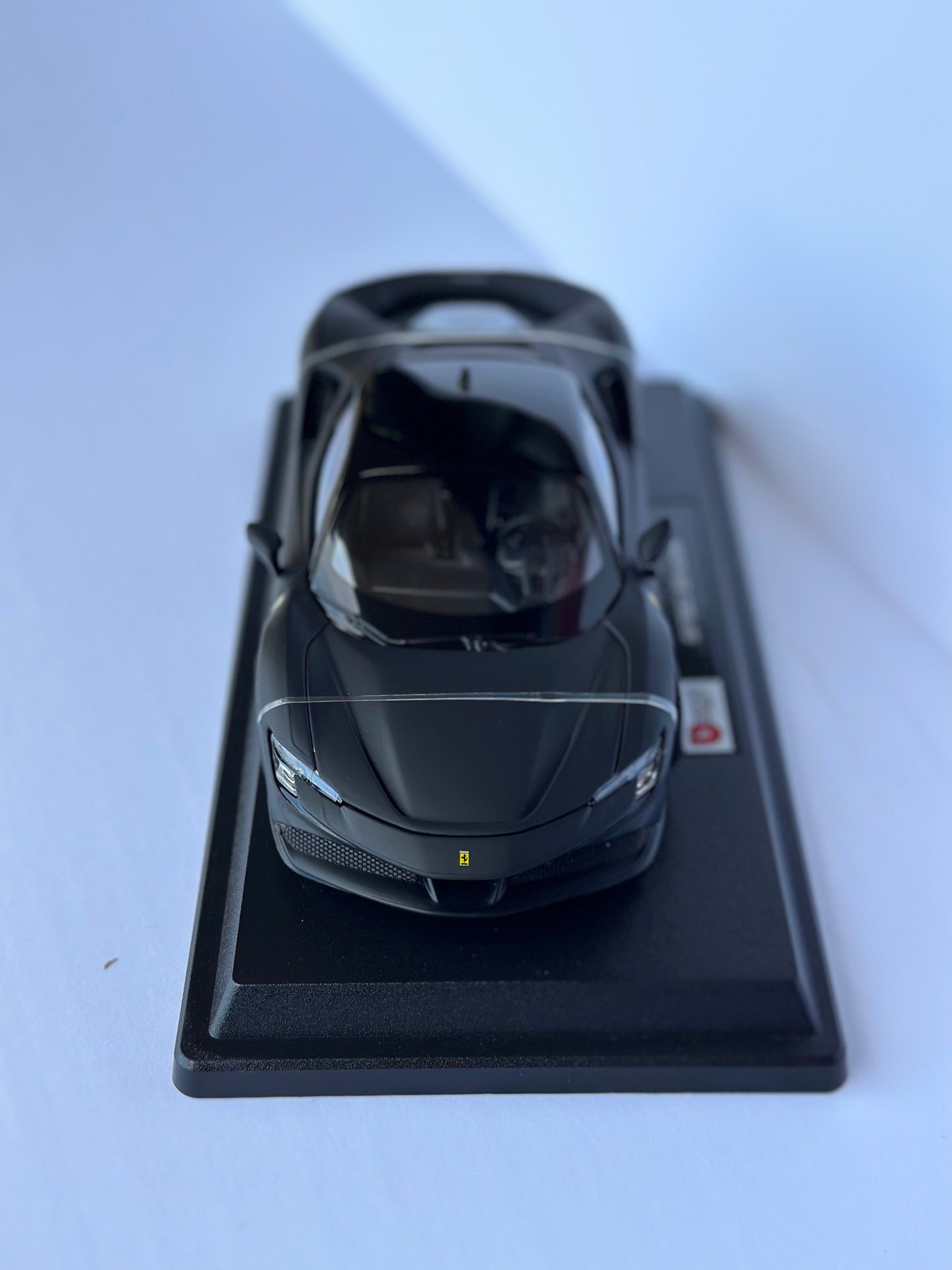 Bburago 1/24 Ferrari SF90 Stradale 2019 Diecast Model Car Matte Black